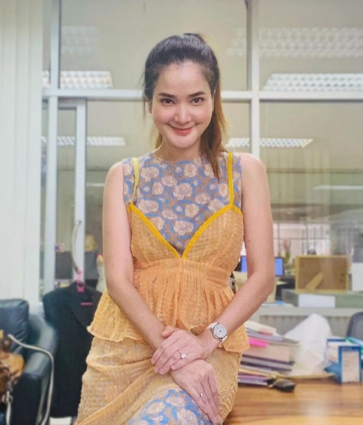 อดีตนางร้าย"ปอย ปวีณา"อำลาวงการ ผันตัวเป็นพนักงานออฟฟิศ