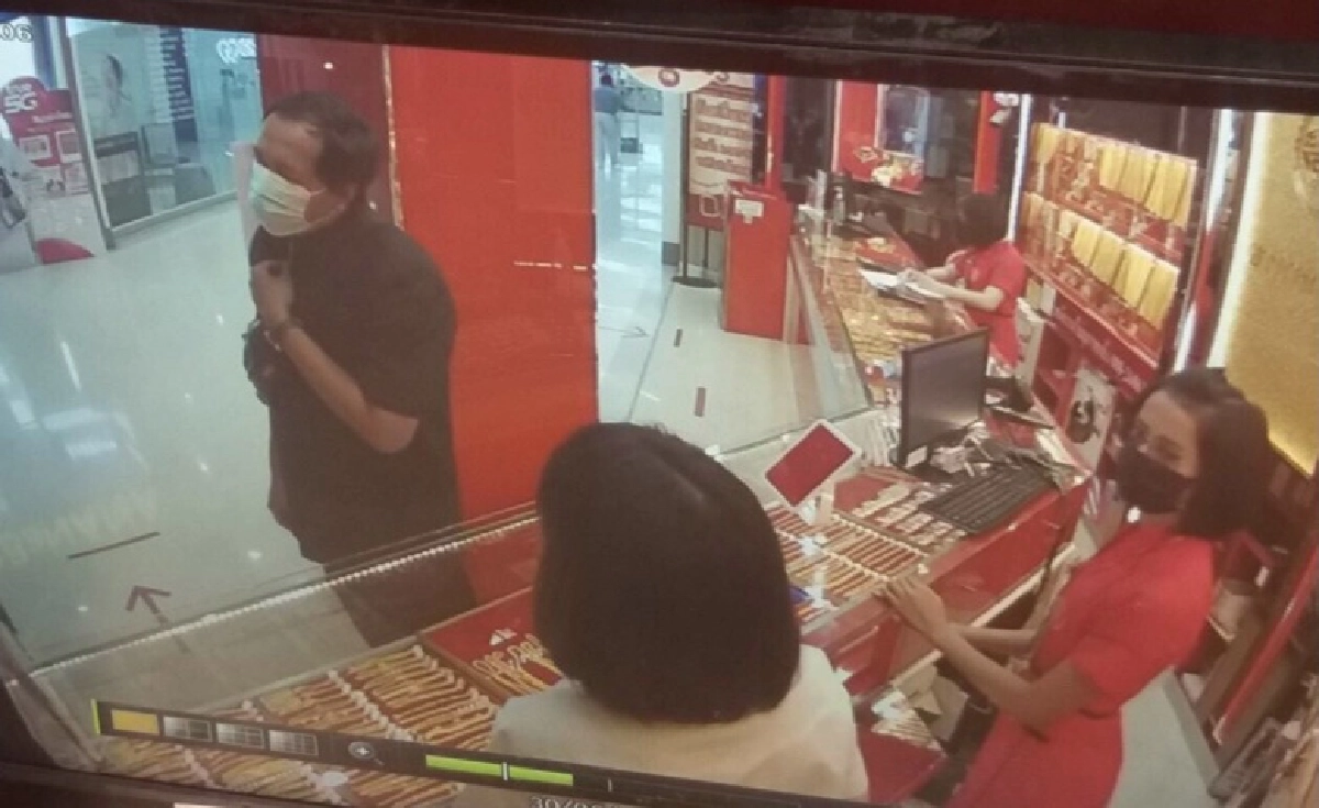 จ่อได้ตัว คนร้ายฉกสร้อย"ทอง" ในห้างข้างกองปราบ  