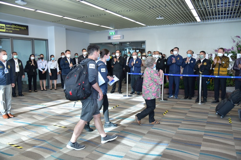 ประมวลภาพ นายกฯ ต้อนรับนักท่องเที่ยว "ภูเก็ตแซนด์บ็อกซ์"