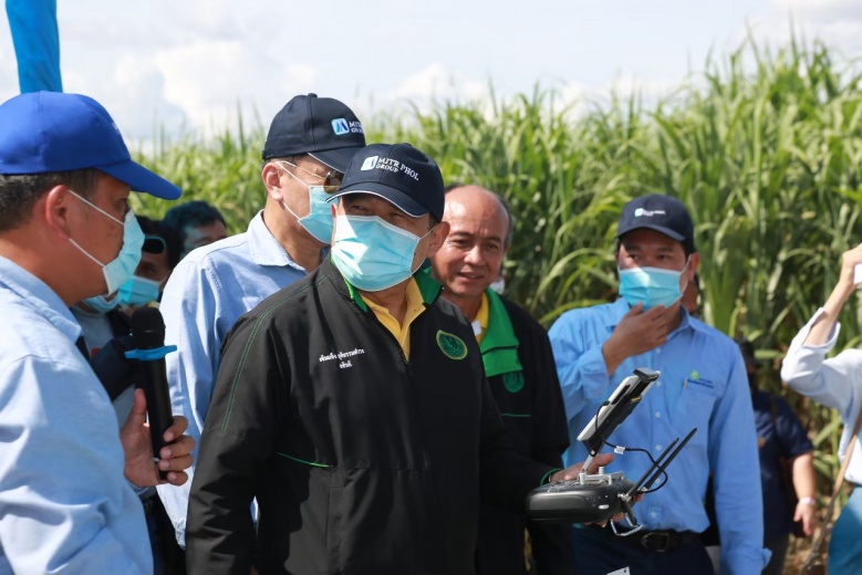 "เฉลิมชัย"สั่งเดินหน้าโครงการยกระดับแปลงใหญ่ต่อ สุดปลื้มหลัง"นายก"พอใจผลโครงการ