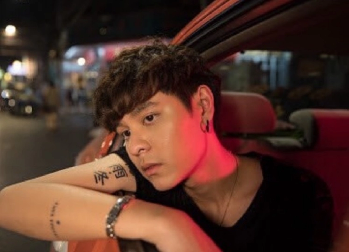 งงหนัก "เดอะทอยส์" ตามหาปิ๊กกีต้าร์ สุดท้ายอยู่ในหลอดอาหาร