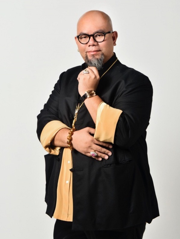 กว่าจะเป็น...หนึ่ง กับซินแสเป็นหนึ่ง วงษ์ภูดร