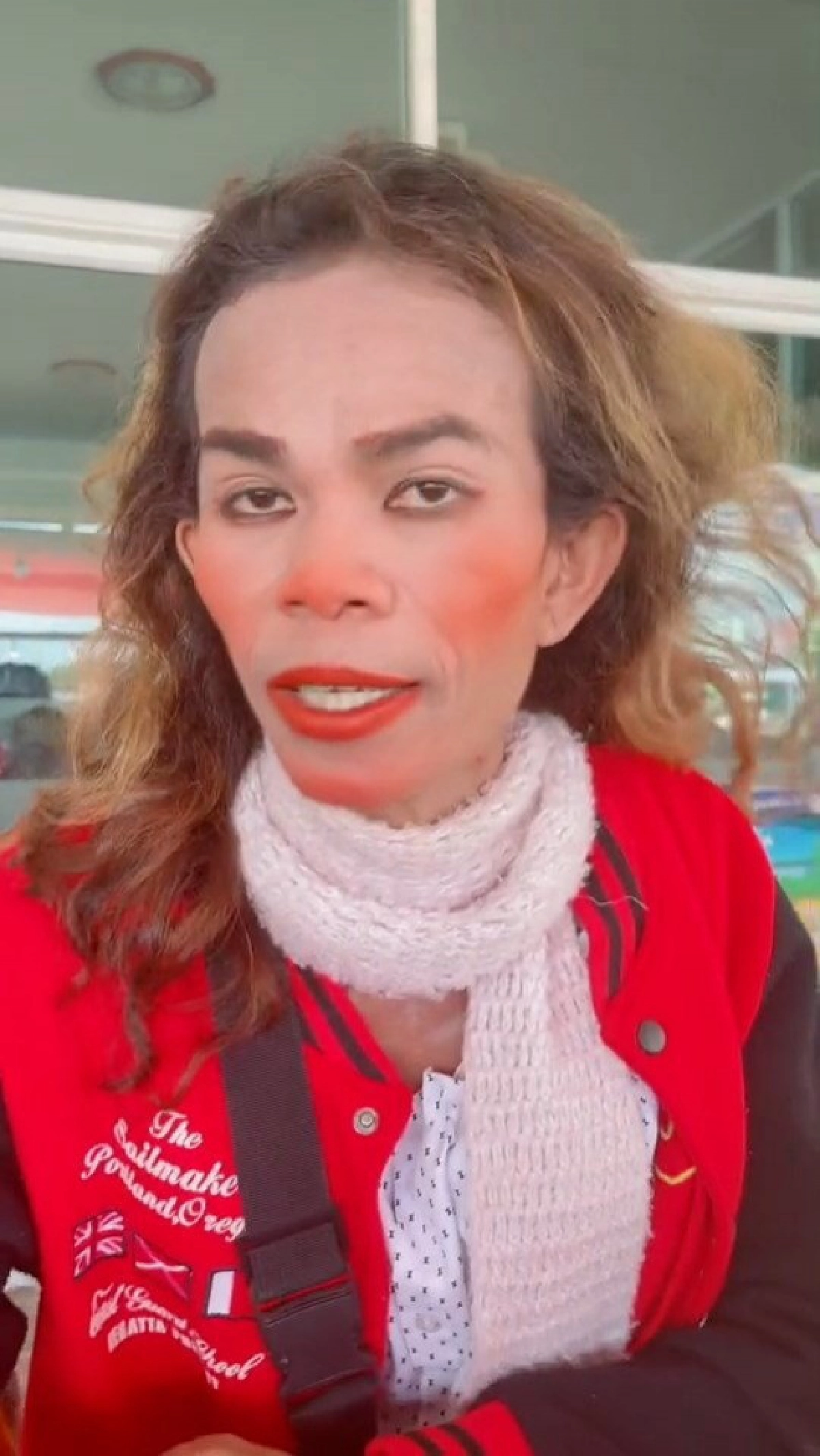 เคยเห็นแต่ไม่รู้ใคร เฉลย "แมลงปอ" สาวหวานหน้าส้ม ดาว TikTok จาก สปป.ลาว