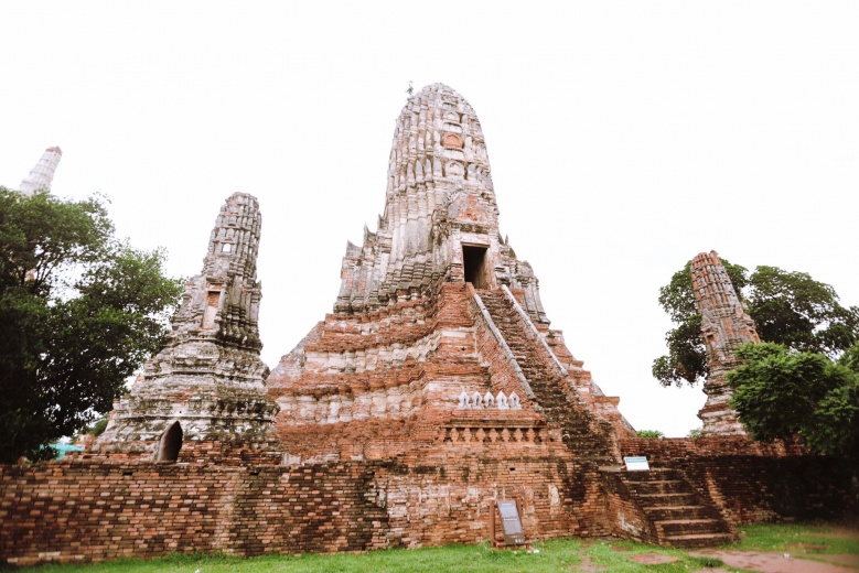 จำได้ไหมครั้งหนึ่งเคยเกิดกระแส 'ออเจ้า' แต่งชุดไทยเที่ยว "วัดไชยวัฒนาราม" 