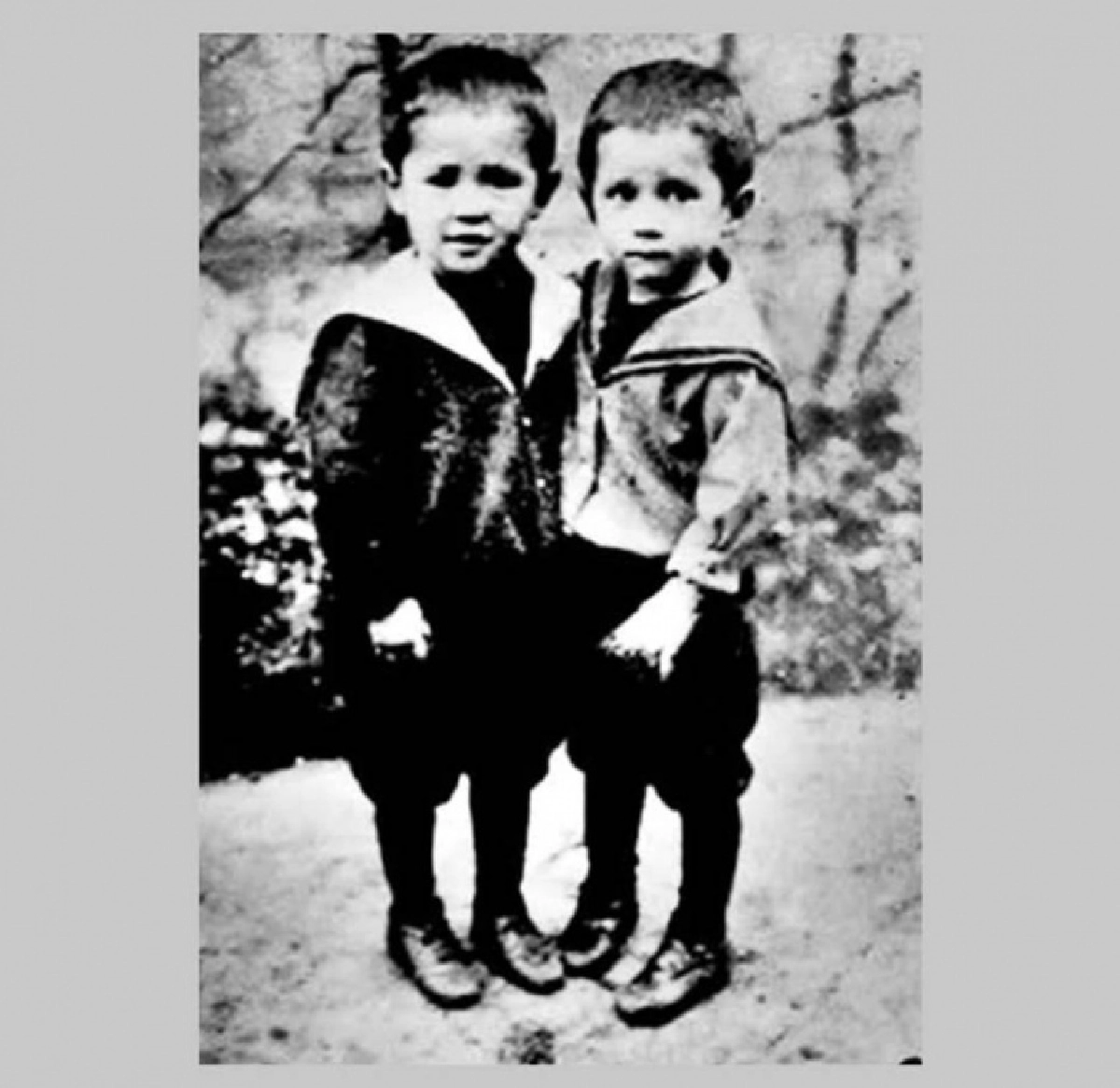 ฮือฮา "แซม ยุรนันท์" เผยภาพคุณพ่อ หล่อเหมือนพระเอกแถมประวัติไม่ธรรมดา