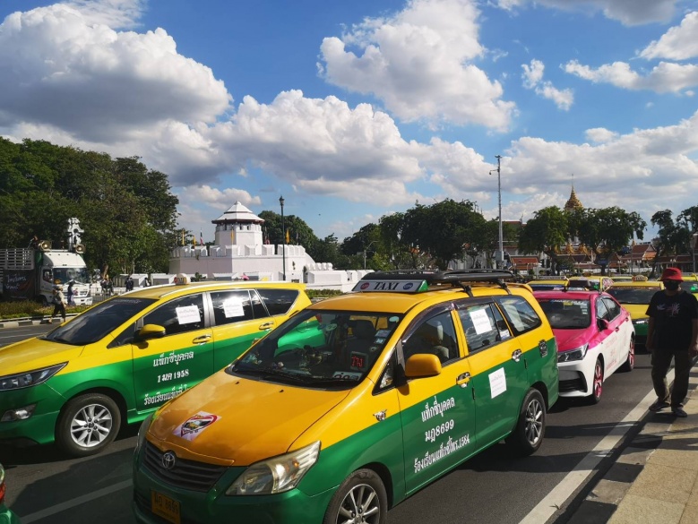 "ม็อบ3กรกฎา" มาแล้ว "ตู่ จตุพร ไม่ทน" ประกอบร่าง เตรียมเคลื่อนขบวนบุกทำเนียบ 