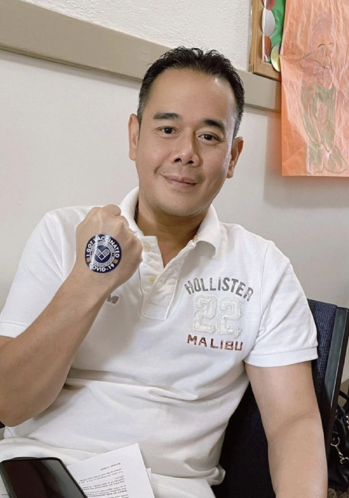 "เป๊ก สัณณ์ชัย" รีวิวฉีด "โมเดอร์นา" เข็ม 3 แม้ว่าเคยผ่าปอด พร้อมเตรียมฉีดอีกเข็มที่ 4