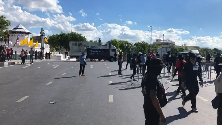 "ม็อบ3กรกฎา" มาแล้ว "ตู่ จตุพร ไม่ทน" ประกอบร่าง เตรียมเคลื่อนขบวนบุกทำเนียบ 