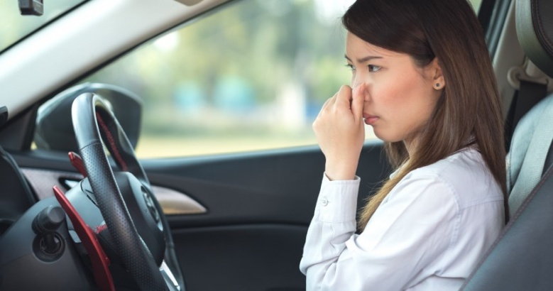 เช็กด่วน..10 สัญญาณอันตราย ที่บอกว่า "รถยนต์"ของคุณใกล้พัง