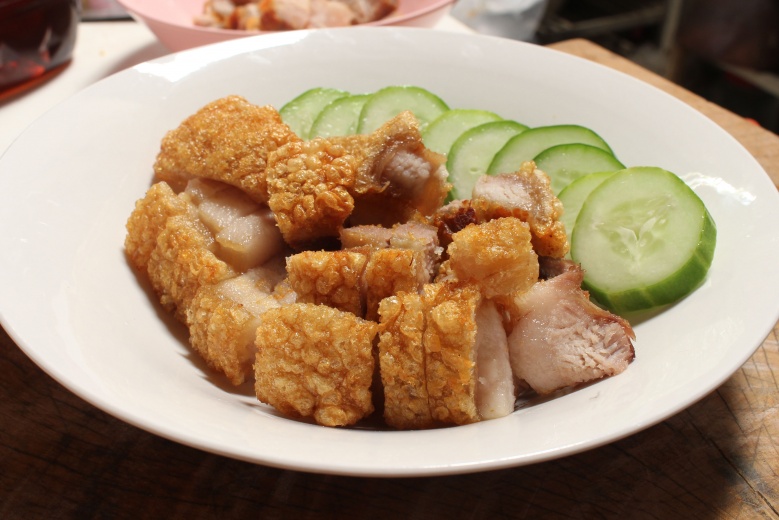   "หมูกรอบ"  ความอร่อยกับปัจจัยเสี่ยง 7 โรค