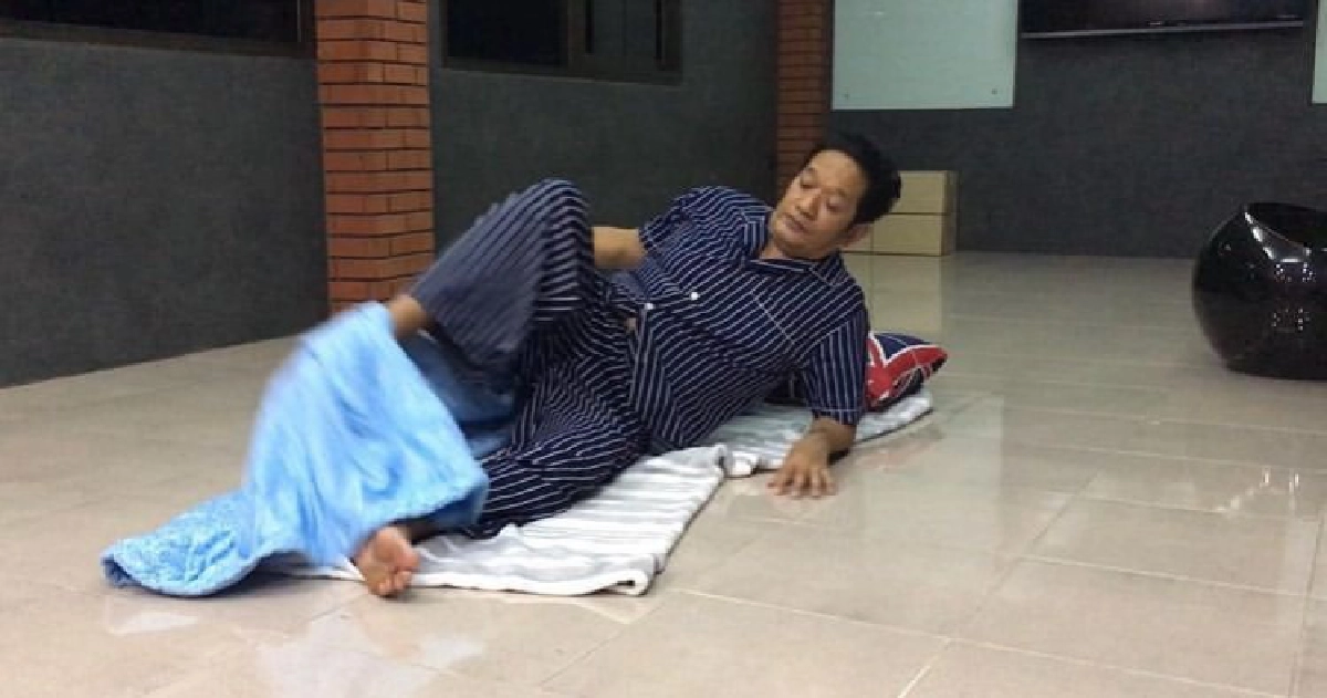 ประกาศกักตัวด่วน "โย่ง เชิญยิ้ม" แยกจากครอบครัว หลังใกล้ชิด "สมรักษ์ คำสิงห์"