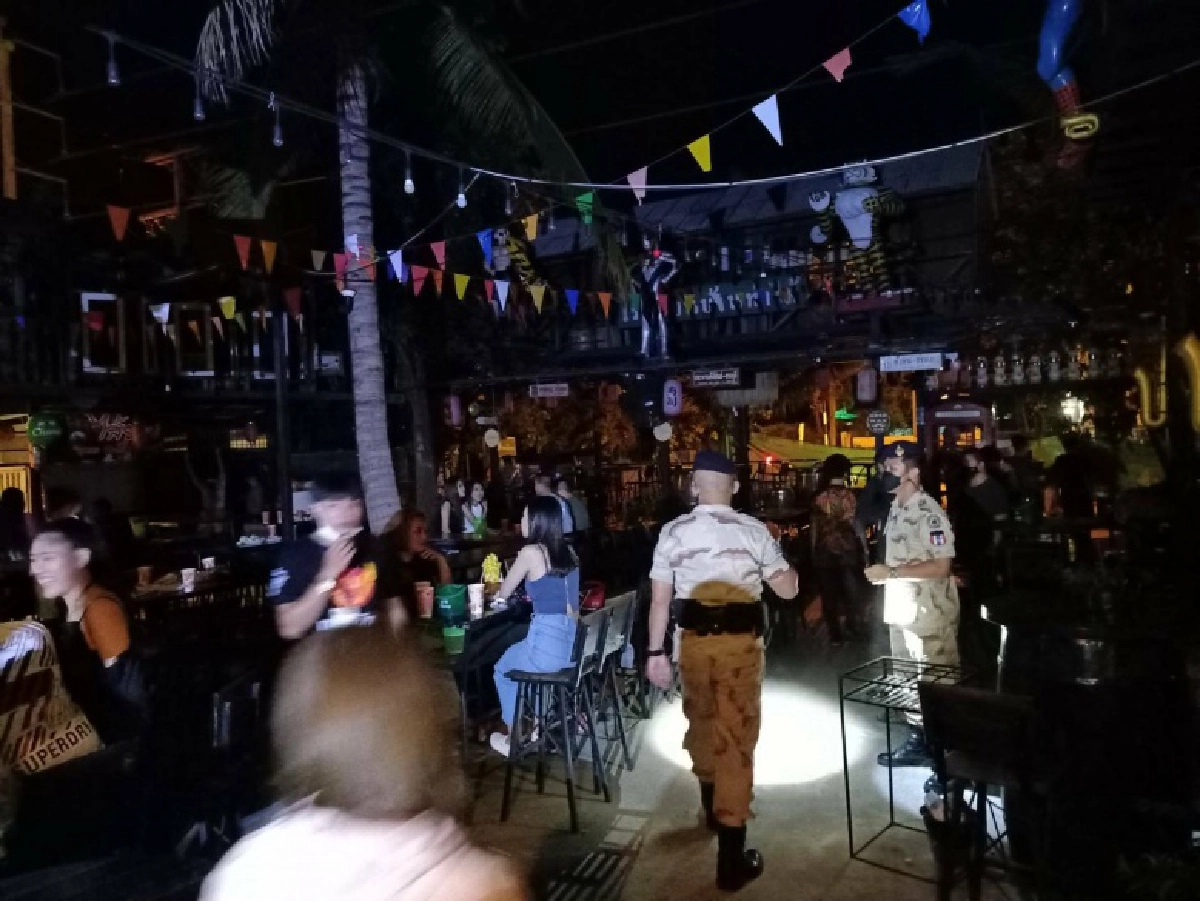 "เชียงใหม่" เอาจริง บุกจับร้านแหกกฎดื่มสุราเกินเวลา 7 แห่ง