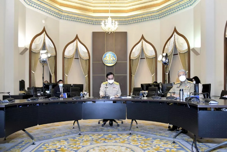 เปิด Timeline ก่อน "นายกฯกักตัว" เจอใครมาบ้าง