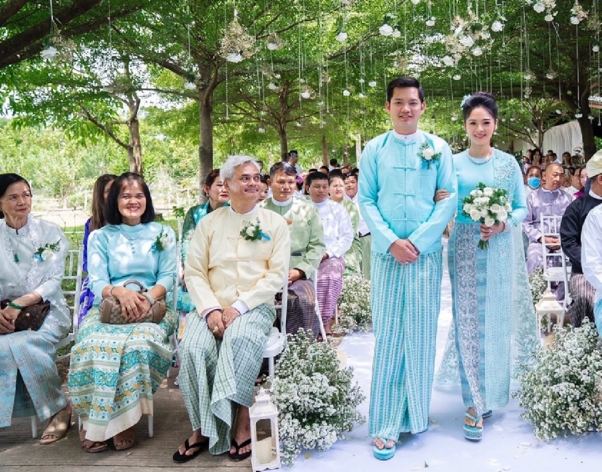 ฮือฮา โซเชียลพม่าแห่แชร์ "คู่รักไอดอล" เกิร์ลกรุ๊ปไทยกับหนุ่มนักธุรกิจชาวเมียนมา  