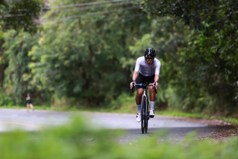 "ปั่นจักรยาน" "ขึ้นเขา" หนี "covid -19" ไม่ใช่แค่การ"ออกกำลังกาย"