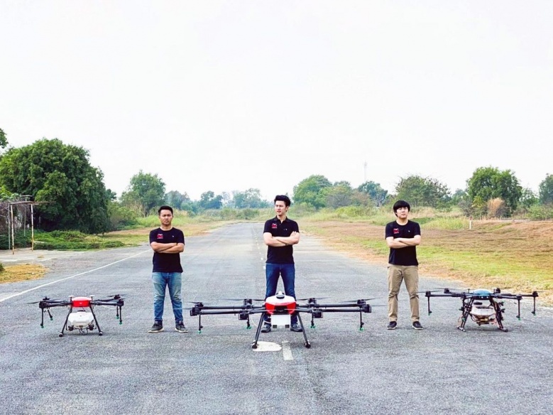 รู้จัก "แม็ค กฤตธัช" เก่งและหล่อ หนึ่งในทีมโดรนและซีอีโอ NOVY ช่วยบินหาจุดปิดวาล์วถังสารเคมี