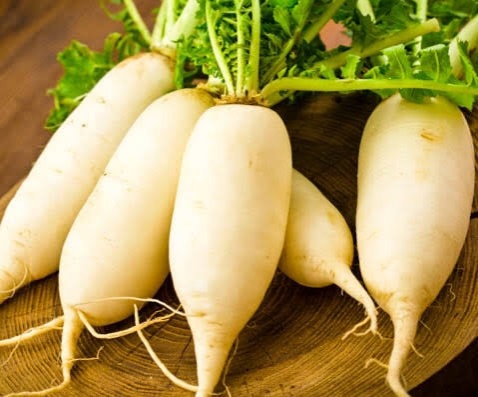 บอกลา "หน้ามัน" ด้วย 8 วิธีง่ายๆ แบบธรรมชาติ