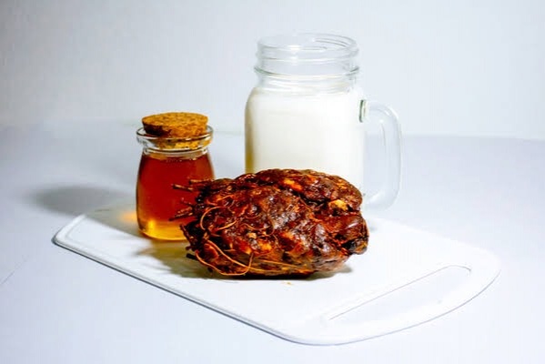 แก้ปัญหา "ขอบตาคล้ำ" ด้วย 8 วิธีธรรมชาติแบบเร่งด่วน