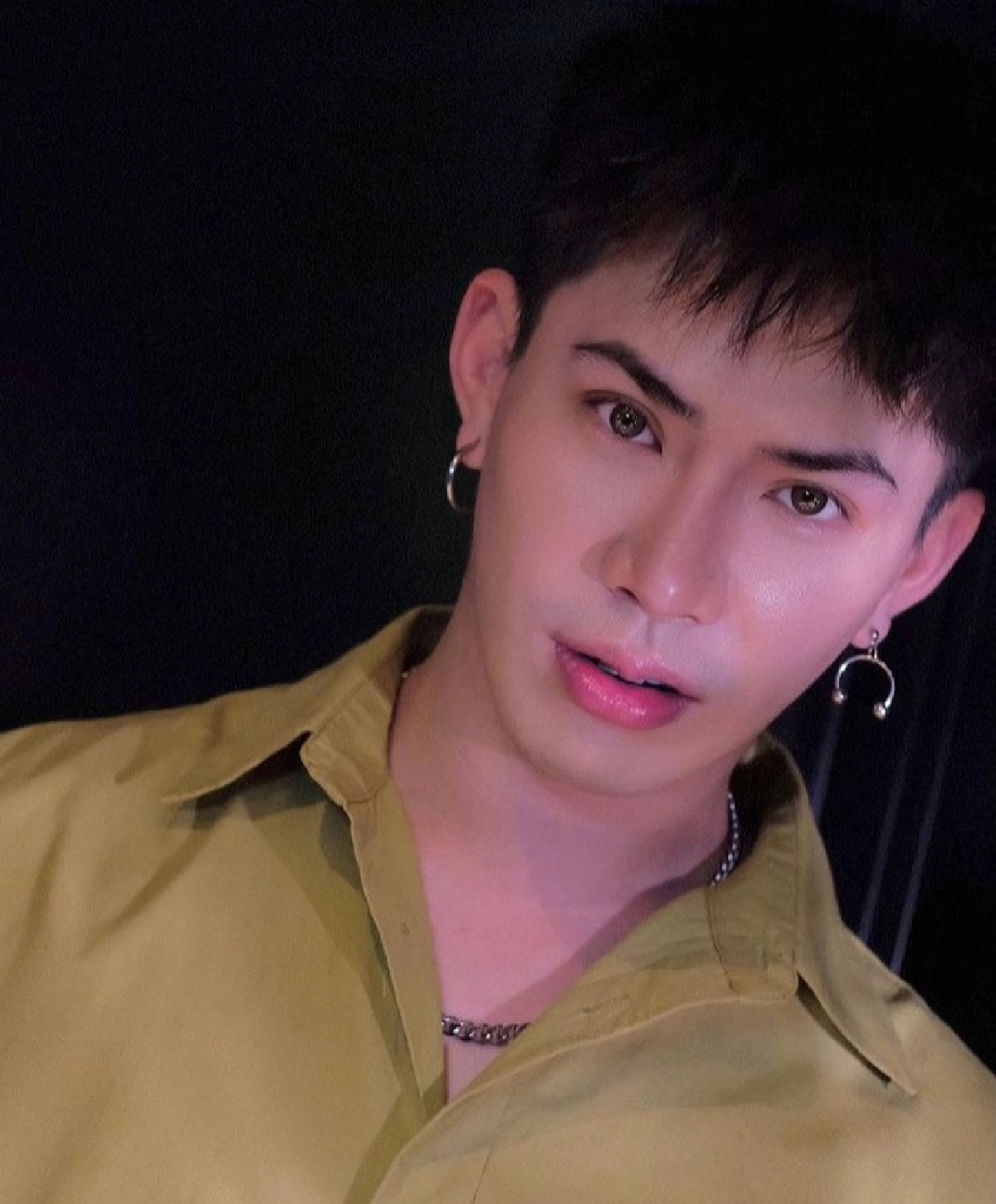เดือด "เอม ตามใจตุ๊ด" ฟาดนายกฯ ชาวบ้านไม่มีจะกิน แนะไม่ไหวก็ออกเถอะ