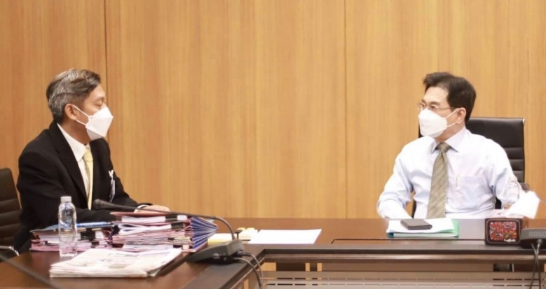 "อู๊ดด้า" ออนทัวร์ ปักป้าย "ส.ส.เขต" อีสานใต้