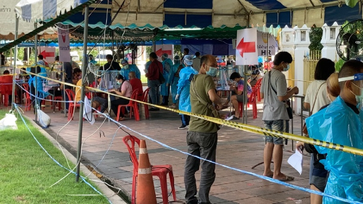 "จุดตรวจโควิดฟรี" วัดพระศรีฯ บางเขน วันสุดท้าย  