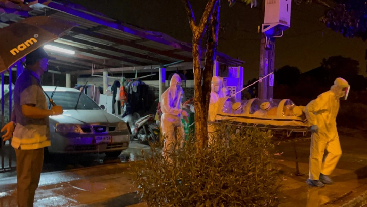 เมนต์แรง "อนุทิน" ตากฝนรับผู้ป่วยโควิด ส่งสถาบันประสาทวิทยา คณะต้อนรับอื้อ