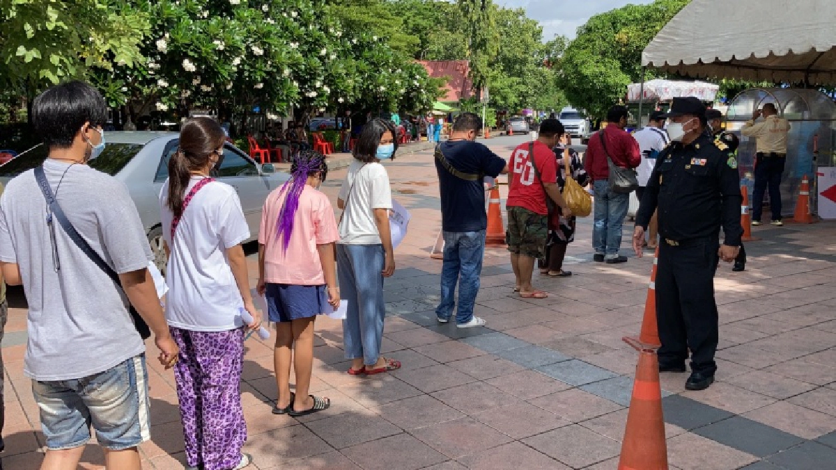 "จุดตรวจโควิดฟรี" วัดพระศรีฯ บางเขน วันสุดท้าย  