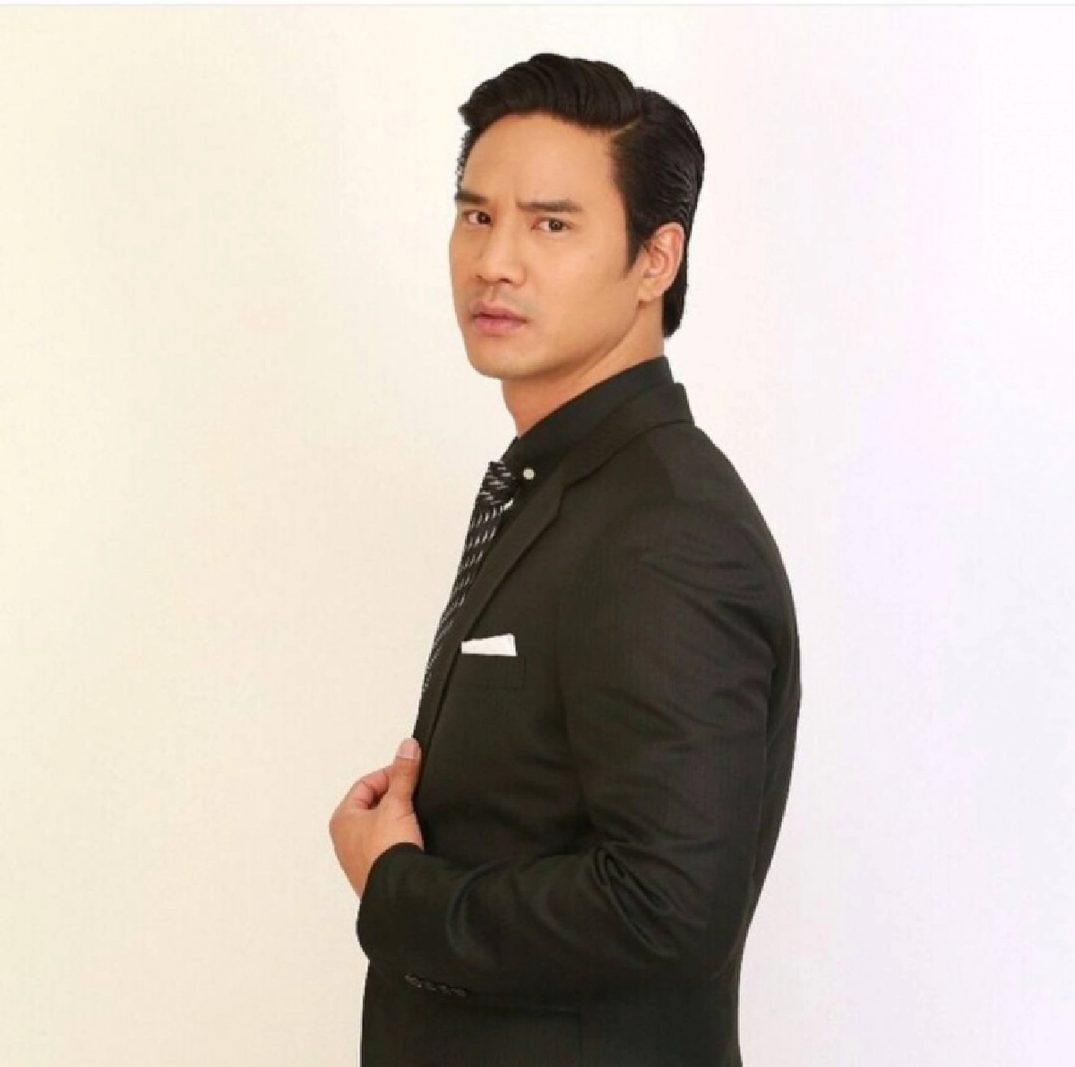 "เพชร กรุณพล" สยบดราม่าแตกคอ "น็อต วรฤทธิ์" เห็นต่าง แต่ก็ยังเป็นเพื่อนกันได้ 