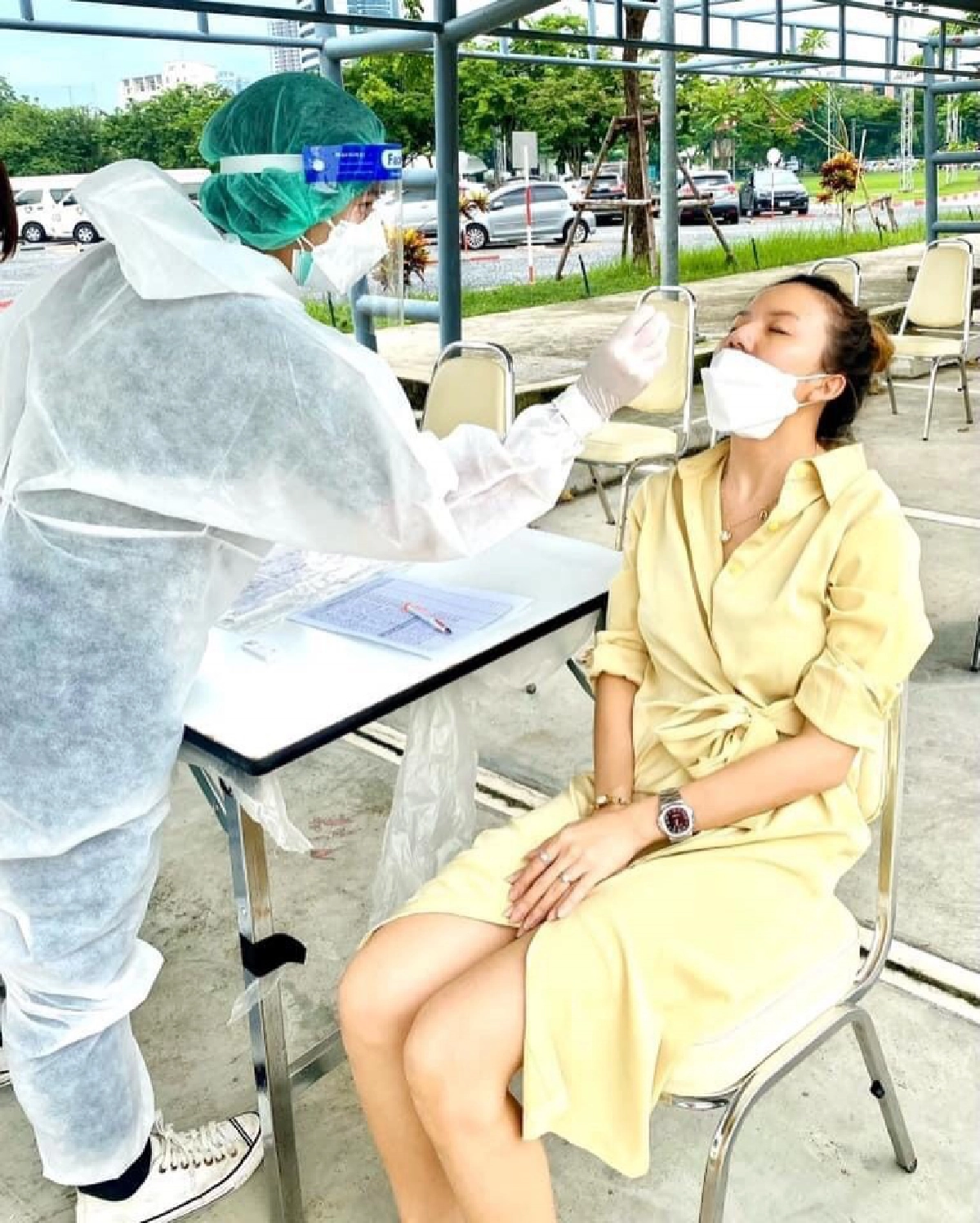 "จ๊ะ นงผณี" แจ้งข่าว ขอพักงาน 1 อาทิตย์ หลังจาก Swab จนเลือดออก