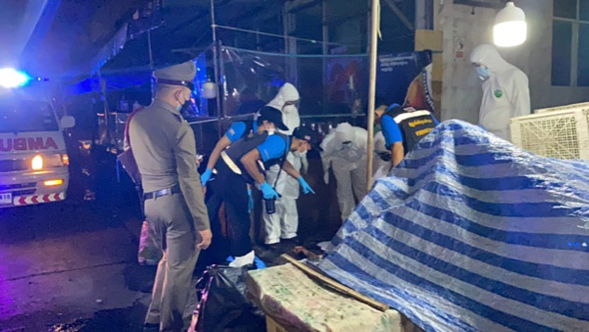 "แรงงานพม่า"ไม่สนเคอร์ฟิวตั้งวงเมา ก่อนพูดผิดหูทะเลาะชกต่อย ชักมีดไล่แทงดับ 1 เจ็บ 2 