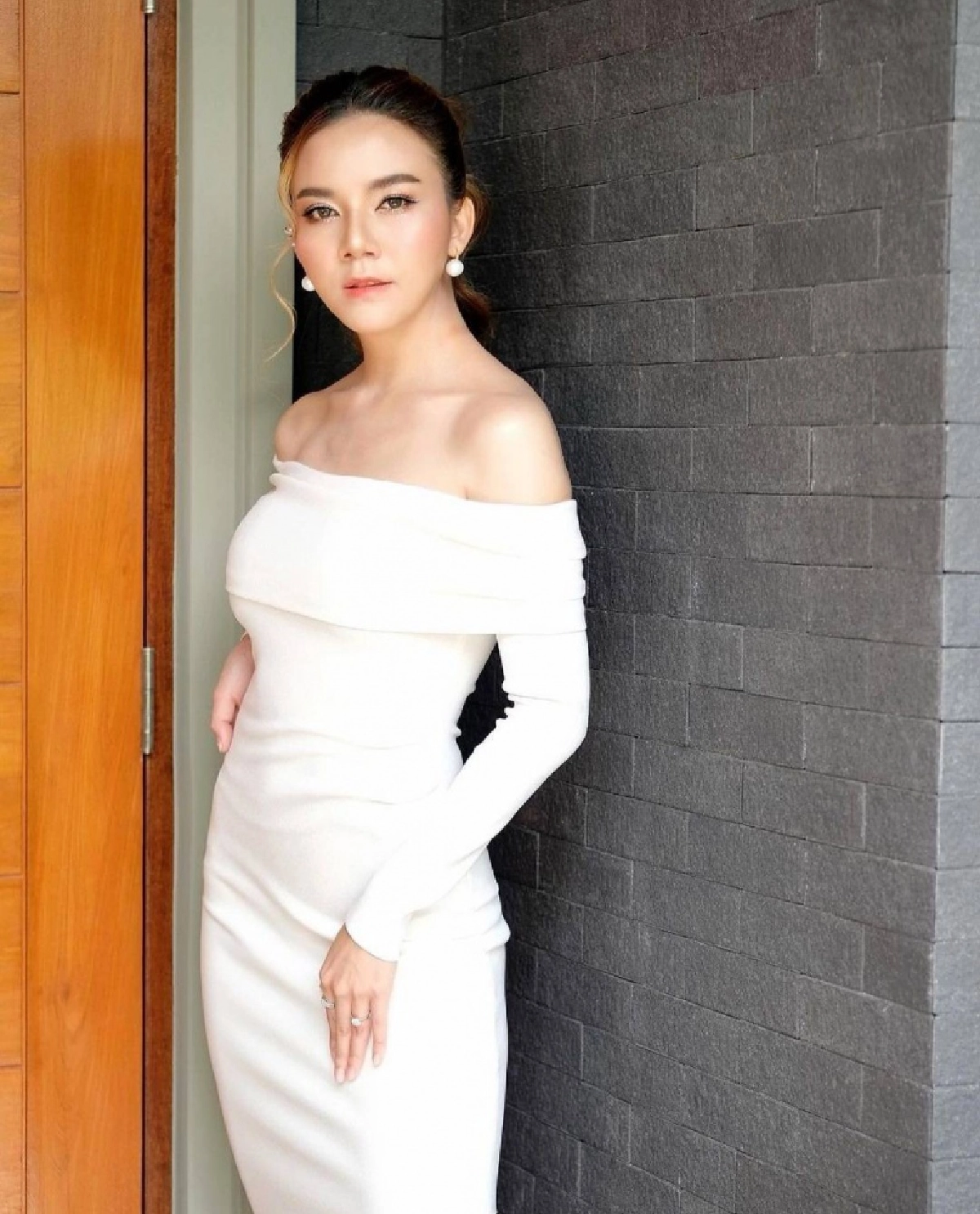 พ้นขีดอันตรายแล้ว "จ๊ะ นงผณี" อัปเดตอาการพ่อล่าสุด เผยสาเหตุแขนขาอ่อนแรง
