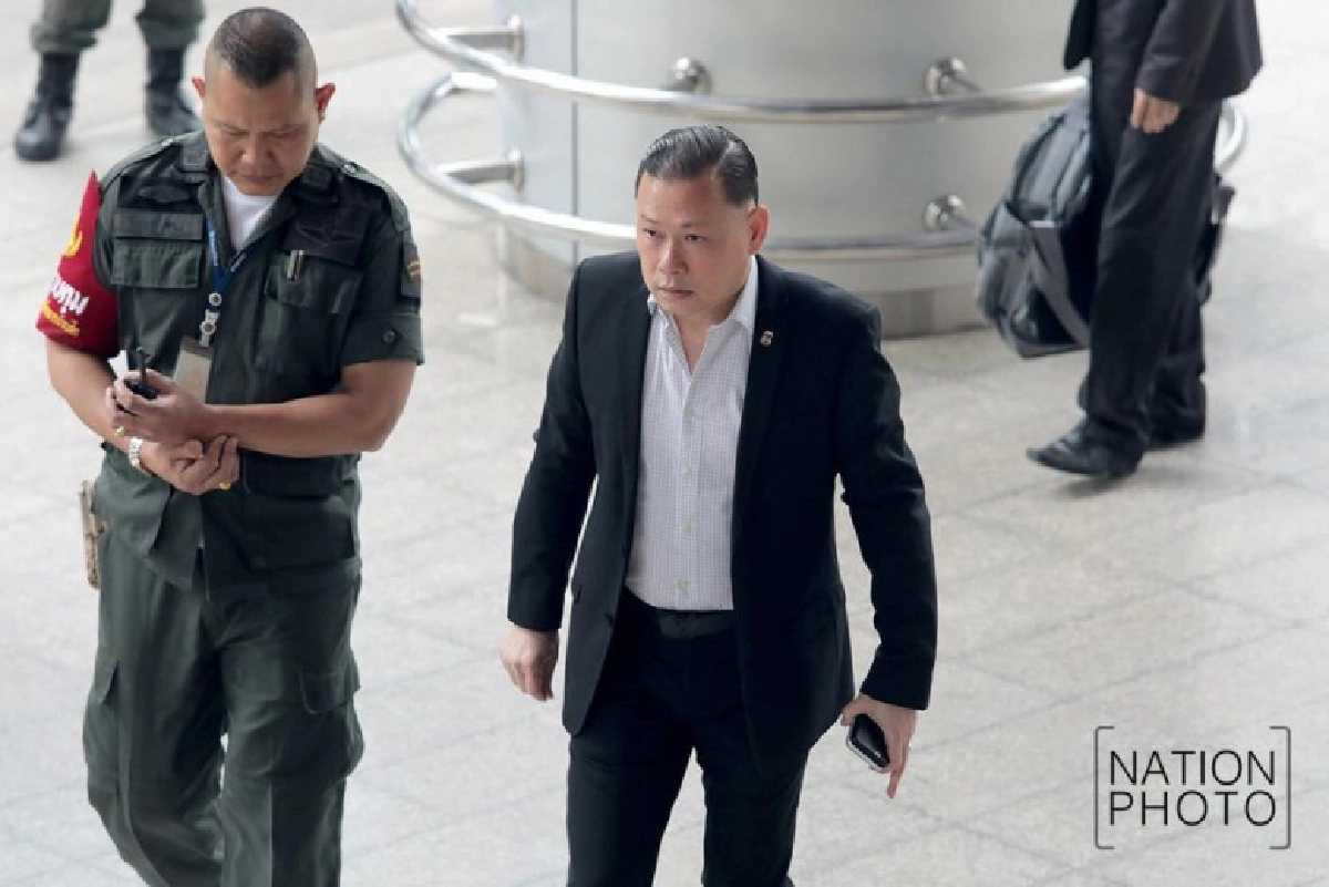 "สันธนะ" อดีตนายตำรวจสันติบาล ติดโควิดปอดอักเสบเฉียบพลัน 