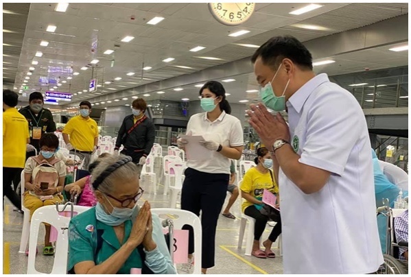 ศึกบางซื่อ  'หนู' ปะทะ 'วิน'