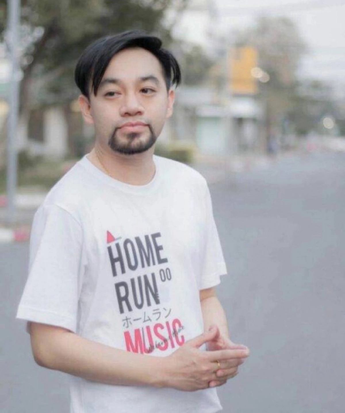 สะเทือนใจ "ติ๊ก เพลย์กราวด์" แจ้งข่าวร้าย "พ่อ-แม่" ติดโควิด  ลั่นจะดูแลหัวใจ 2 ดวง ให้ดีที่สุด