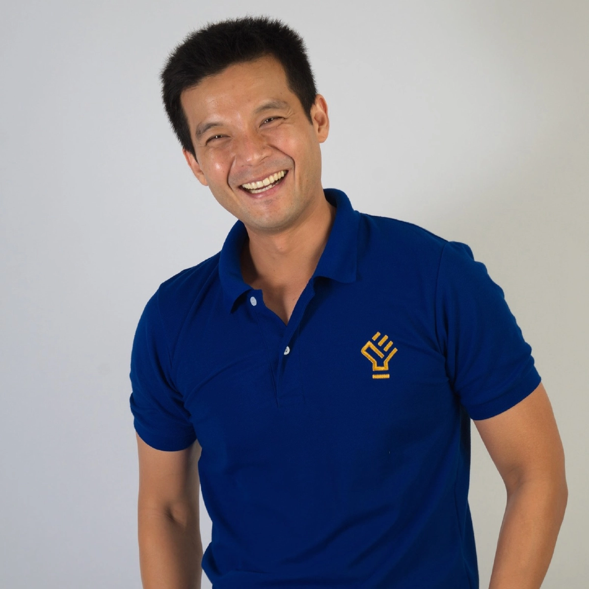 ยังไม่ดีขึ้น "อะตอม สัมพันธภาพ" หลังรถพลิกคว่ำ ด้าน แตงโม โพสต์ขอให้เพื่อนอดทน