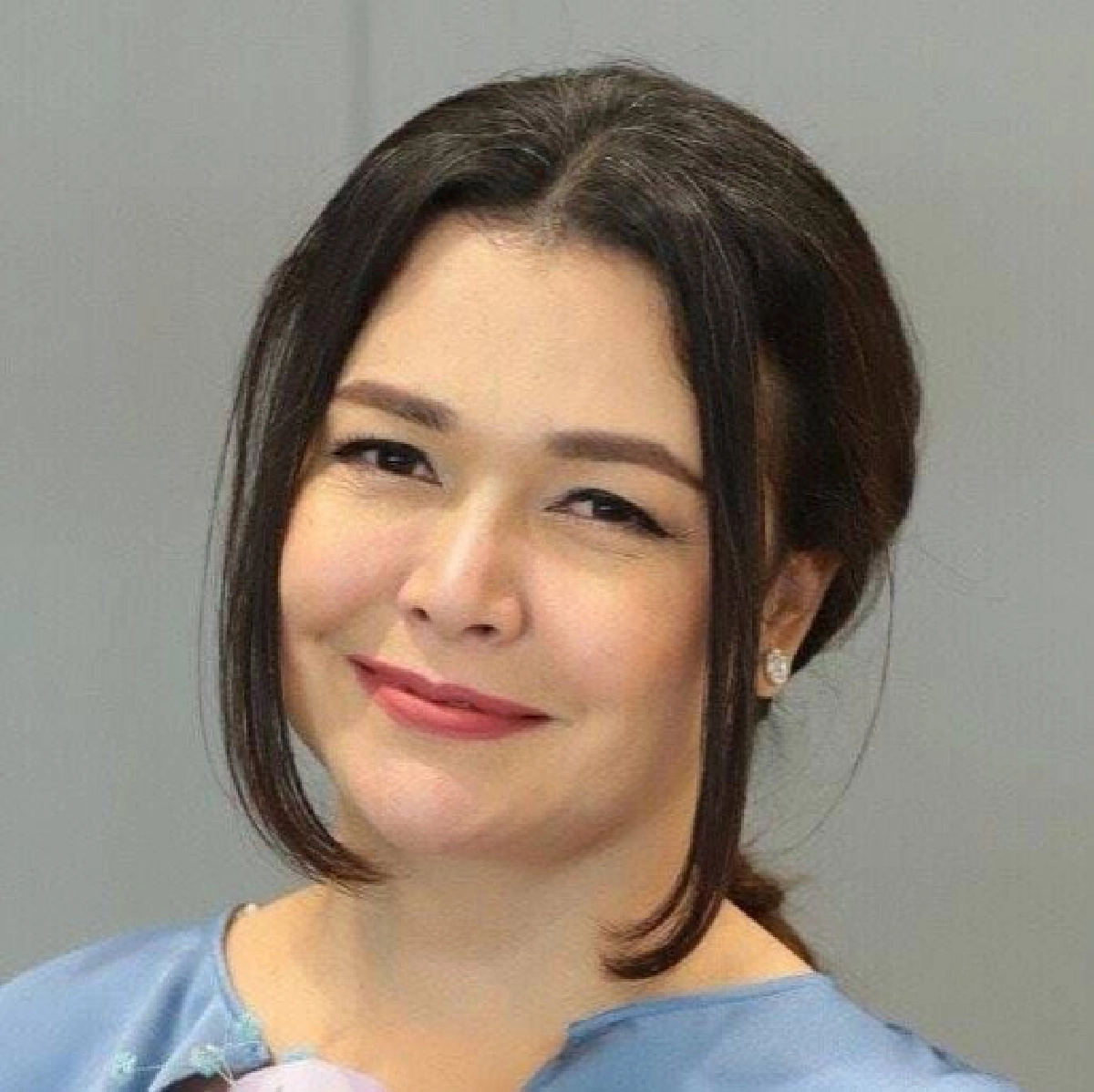 อดีตนางเอกชื่อดัง "ลูกศร ธนาภรณ์" โพสต์ถึงรัฐบาล อ่านแล้วเอ๊ะยังไง ชมหรือประชด 