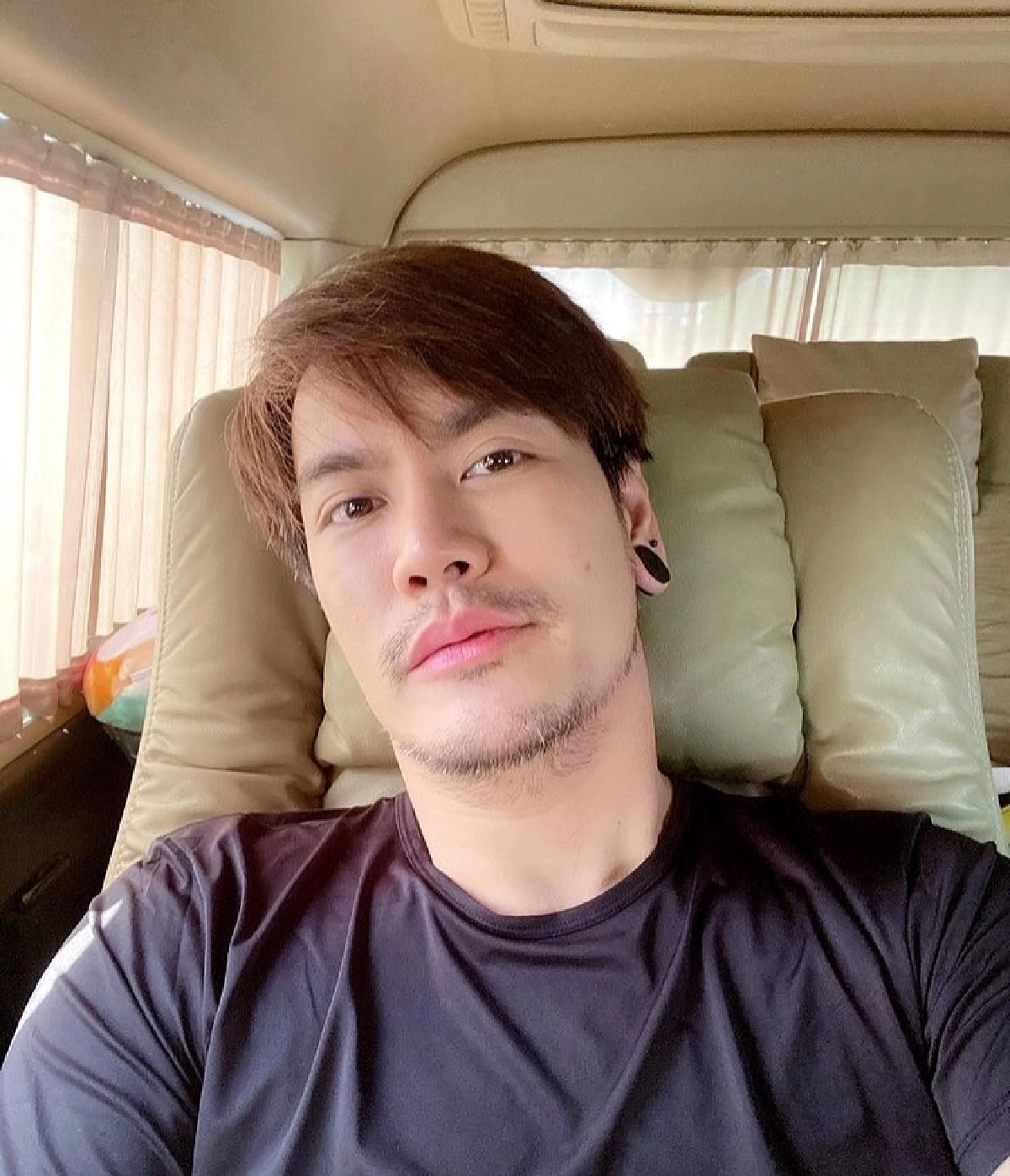 ฟาดรัวๆ "อ๊อฟ ปองศักดิ์" ลั่น หยุดเพ้อ ก่อนไปดูชาติอื่น ช่วยดูชีวิตของคนในชาติก่อน 
