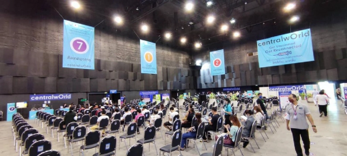 'ประยุทธ์' ชิ่งหนี พิษวัคซีน 'กทม.-ภท.'