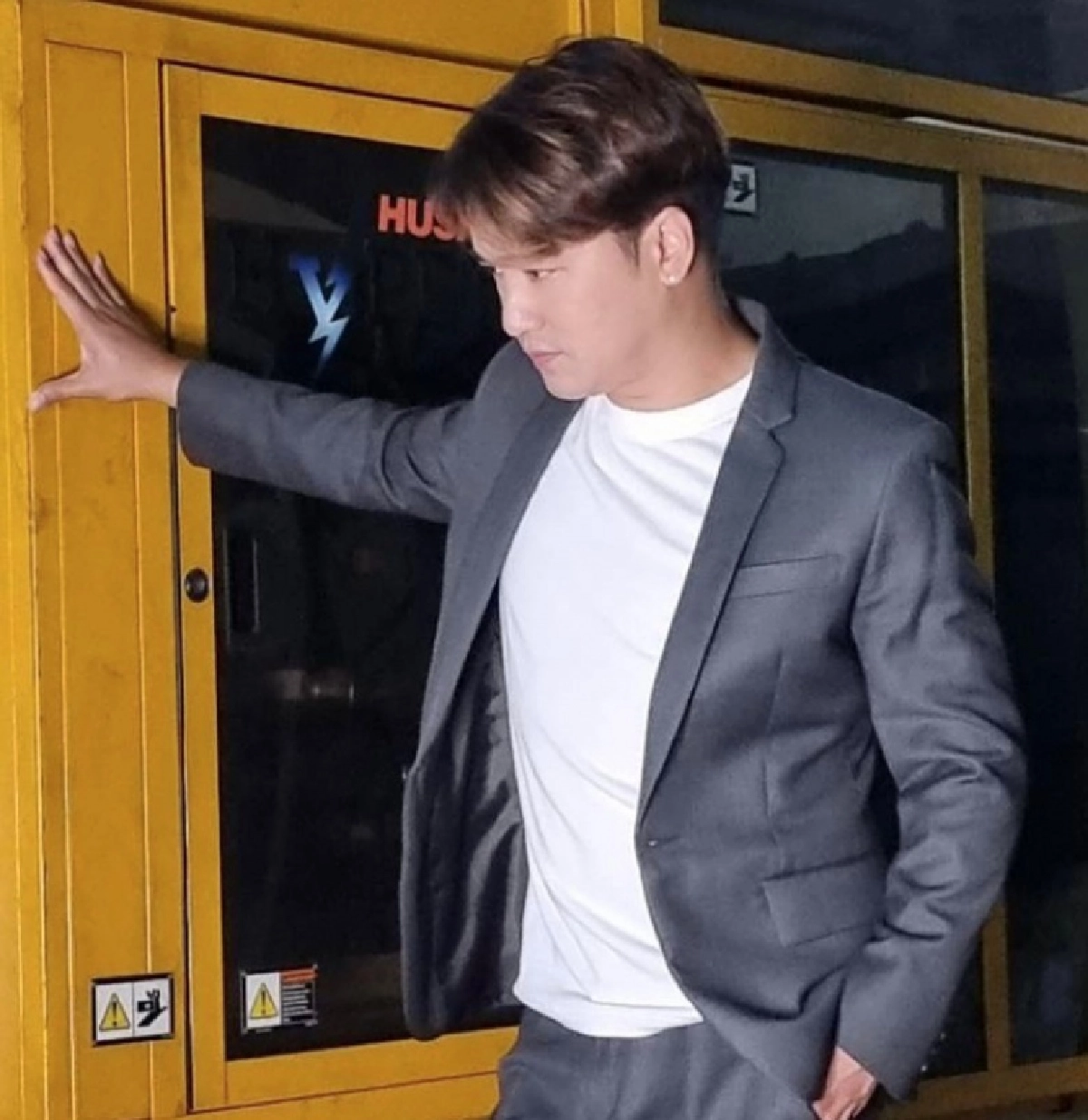 อัพเดทอาการป่วย "เอ๊ะ จิรากร" หลังรับการรักษาโควิด!