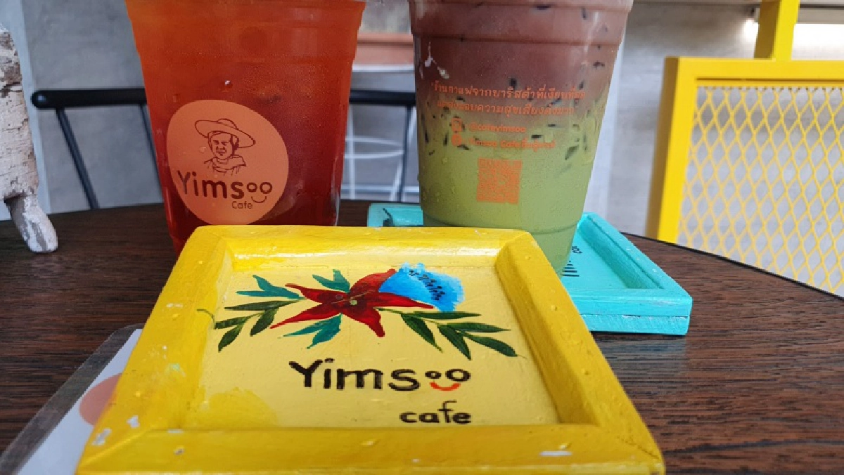  "ยิ้มสู้คาเฟ่" ดื่มด่ำกาแฟจากบาริสต้าที่เงียบที่สุด