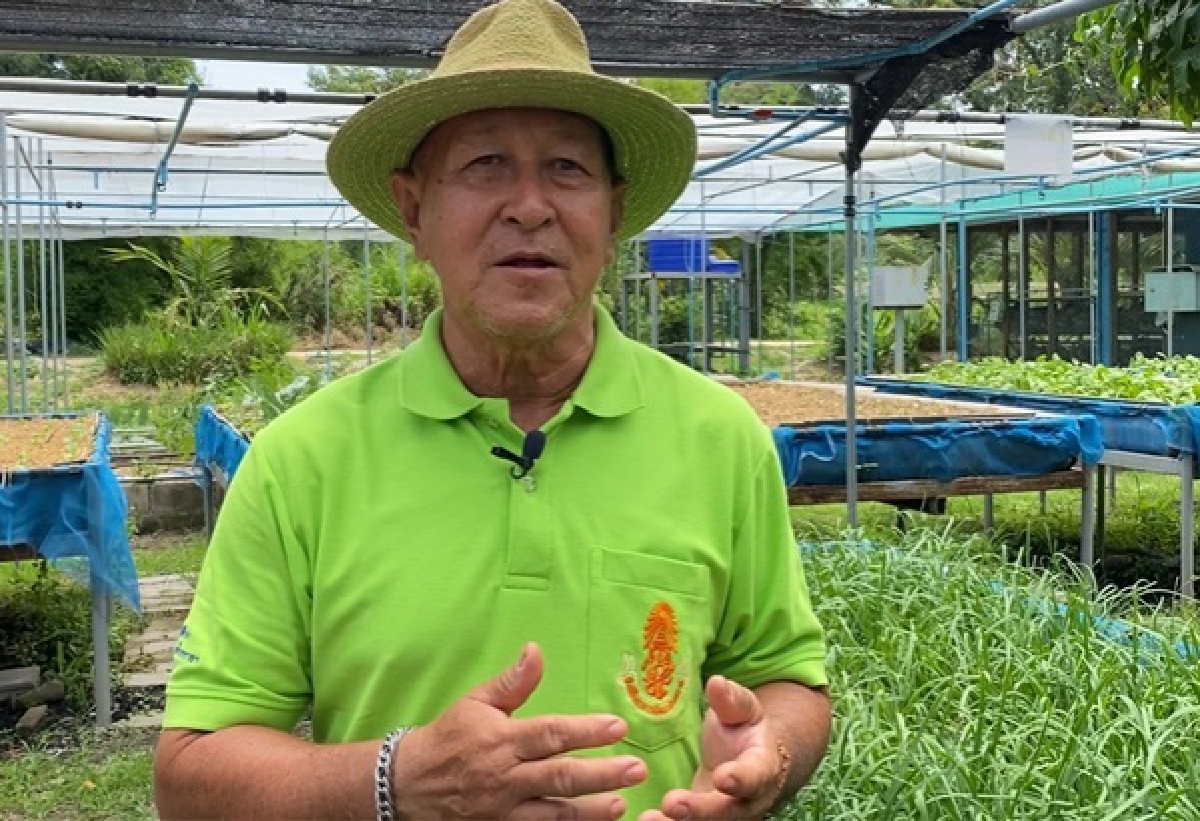 "แปลงสาธิตเกษตรทฤษฎีใหม่ "ศูนย์ห้วยทรายฯ รูปแบบมีกินมีขายได้ทั้งปี