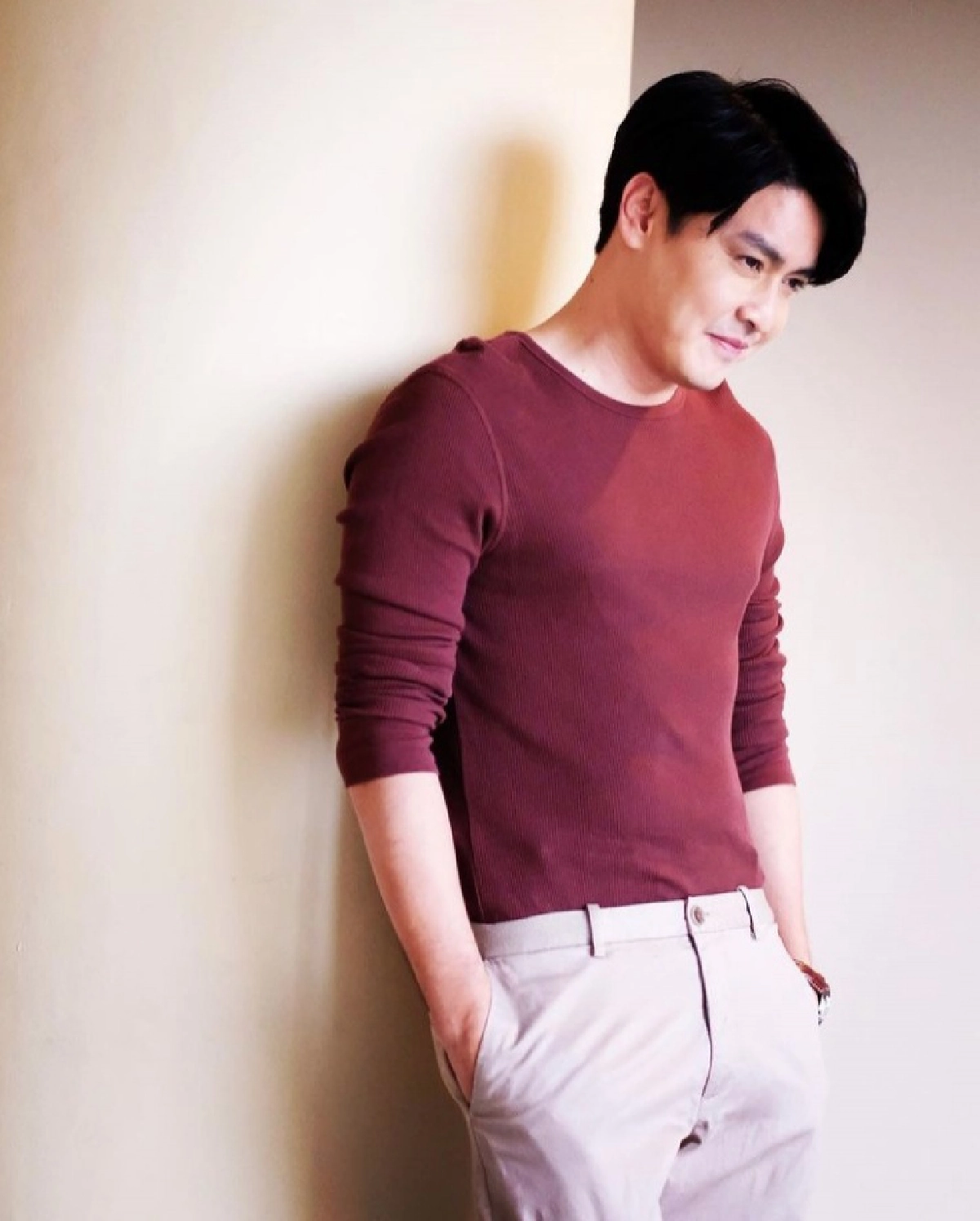  "เขต ฐานทัพ" ผุดแฮชแท็ก #ลงให้เด็กมันดู อวดหน้าใส วัยเอ๊าะ