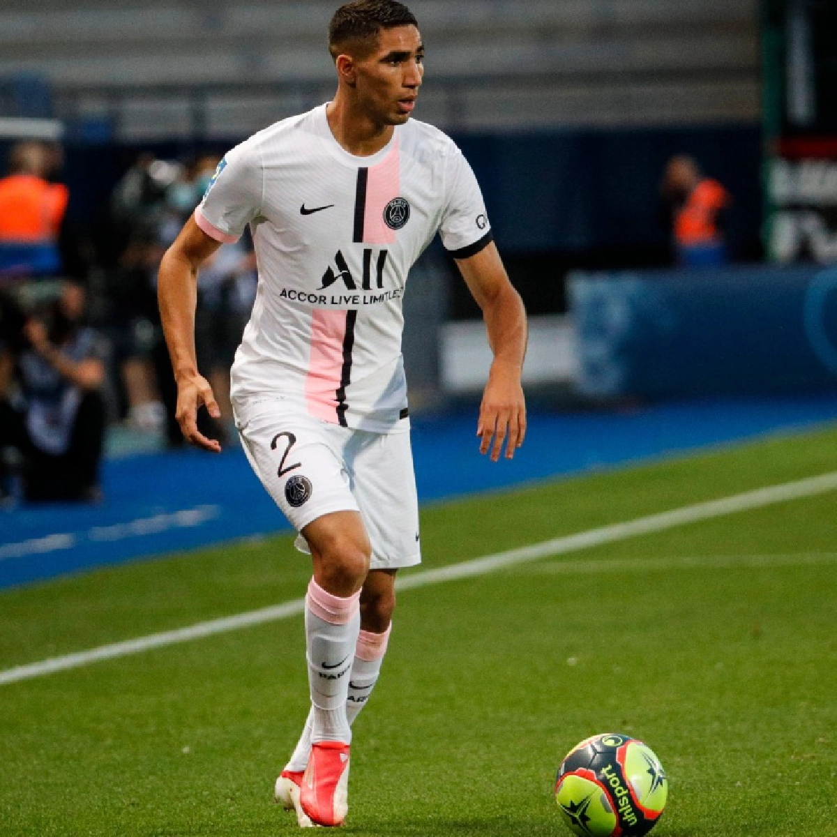 ปารีสฯพลิกแซงประเดิมลีกเอิง