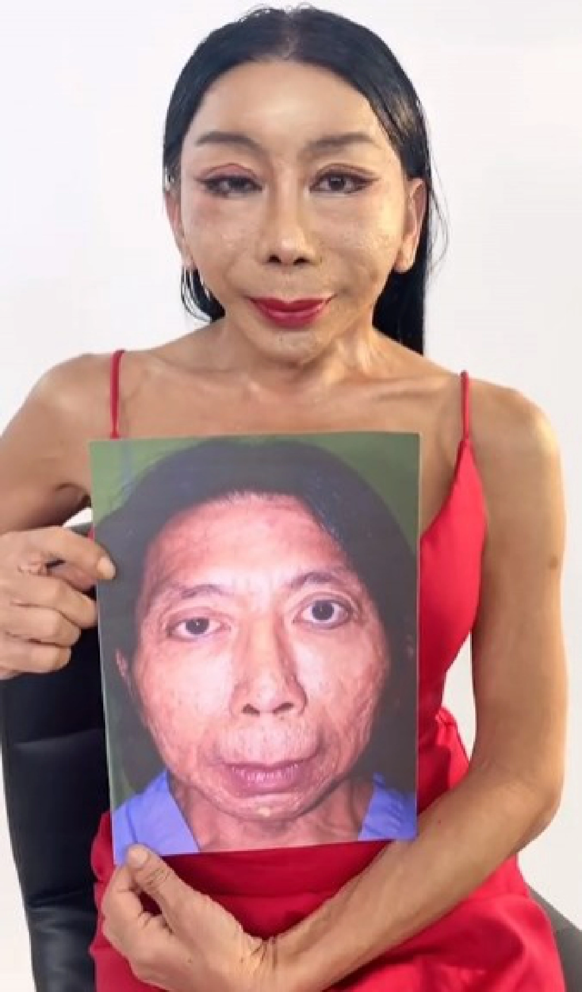 "แม่สิตางศุ์" ถ่ายงานแรกด้วยหน้าใหม่สุดปัง เต่งตึงสวยเป๊ะ ตีให้ตายก็ไม่โป๊ะ