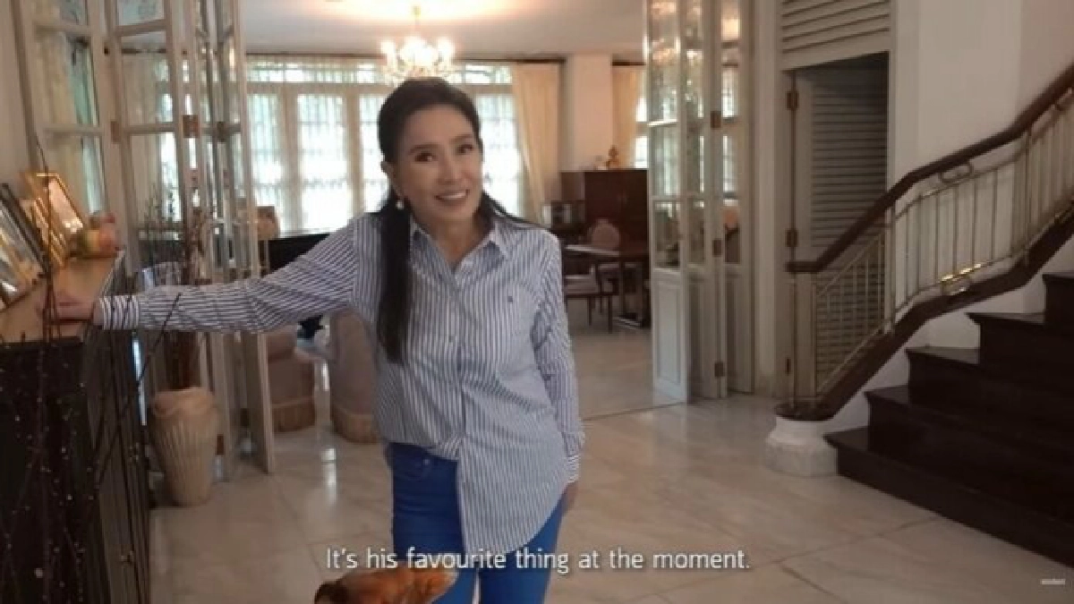 "มาร์กี้" พาลูก ๆ มาหา "อภัสรา" คุณย่าจักรวาล ชมแม่สามีเซ็กซี่เพียงใส่กางเกงยีนส์ 