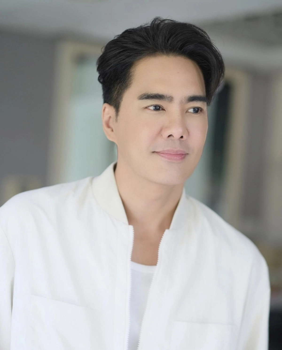 "เคลลี่ ธนะพัฒน์" เซงถูกมือดีปลอมอินสตาแกรม