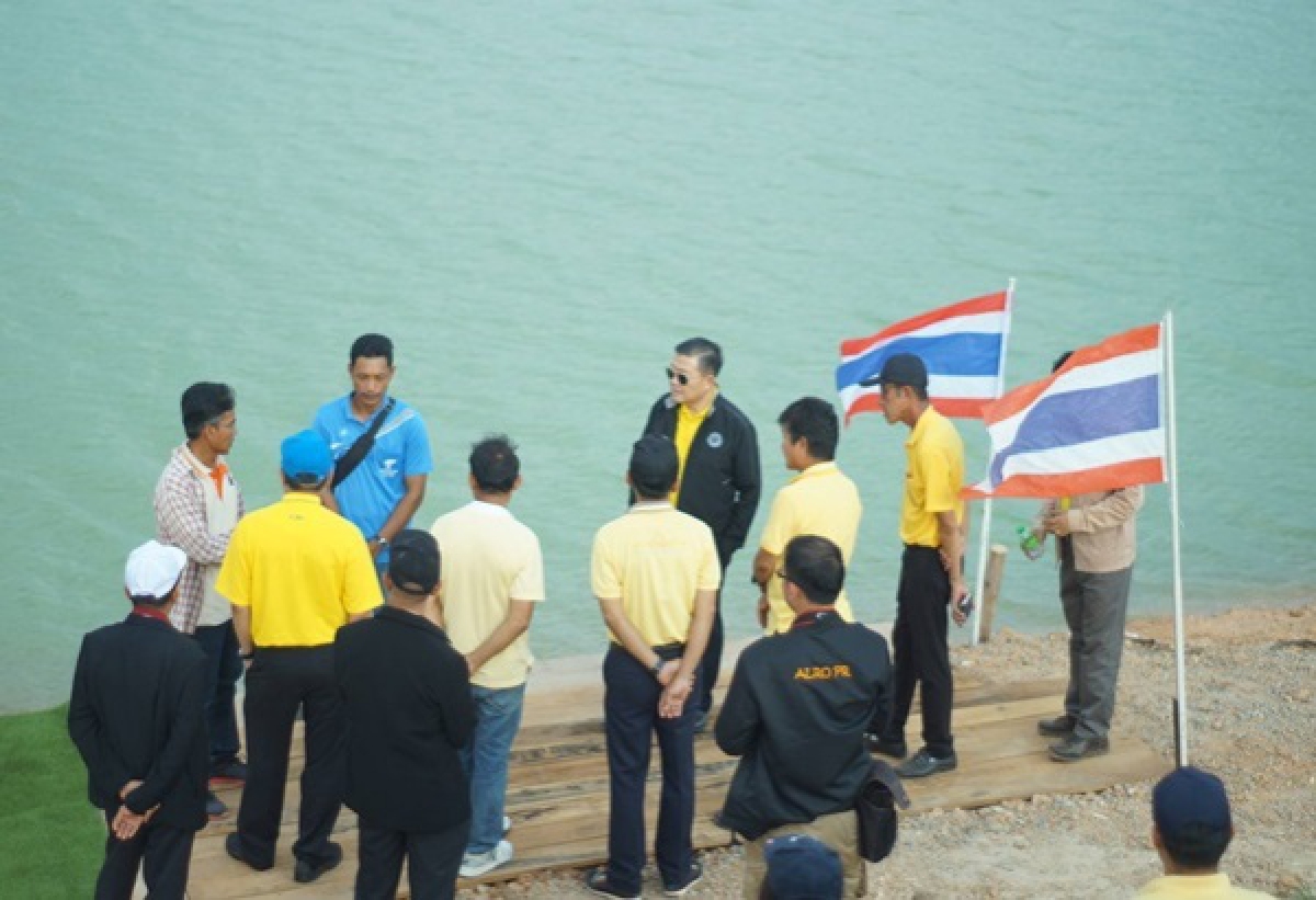  "นิคมเศรษฐกิจพอเพียง "ภายใต้โครงการขยายผล"ฟาร์มตัวอย่างฯ "อำเภอคำตากล้า 