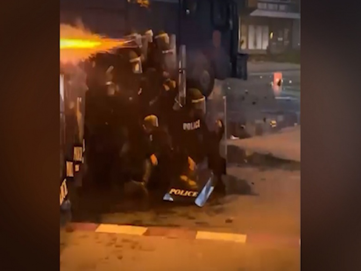 คาร์ปาร์ค 15 สิงหา "จัดม็อบให้เด็กมันดู"