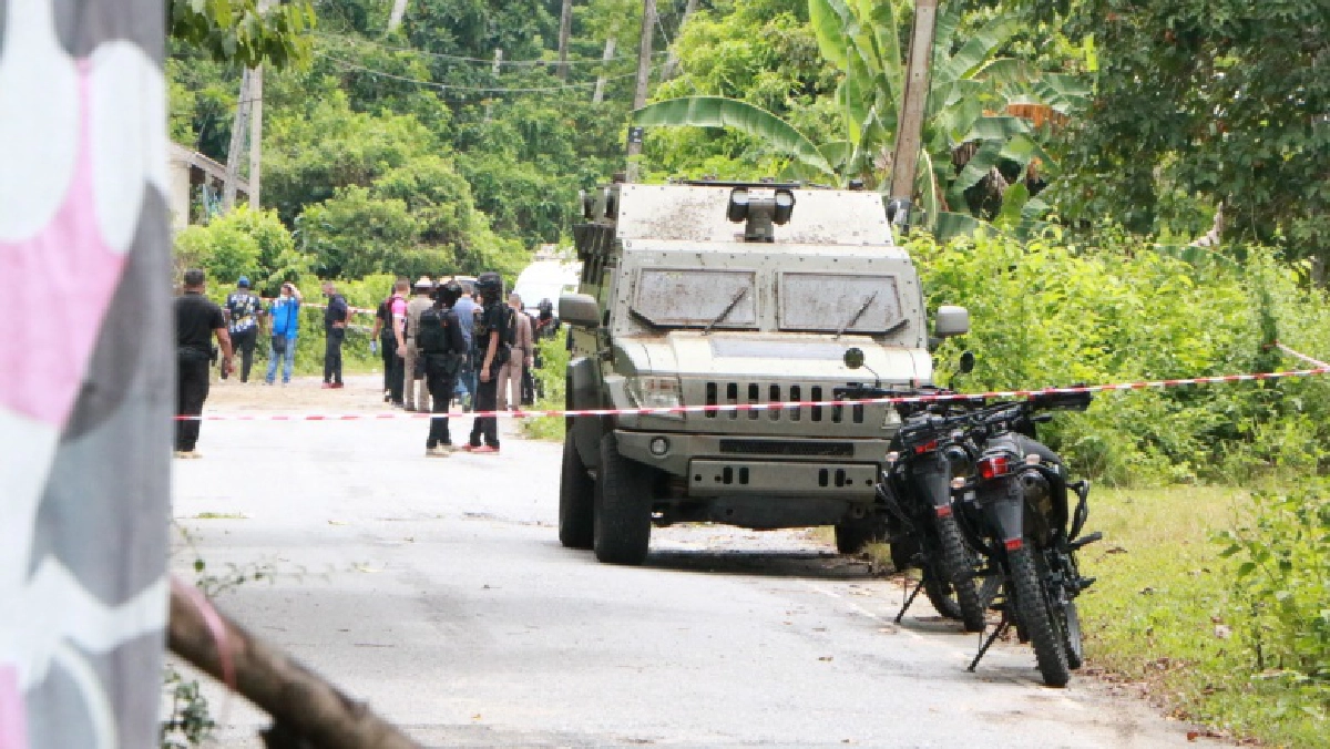 "โจรใต้" ลอบกัด วางระเบิดดัก "สังหาร" ทหาร-ตำรวจ หน่วยปฎิบัติการพิเศษ (ชมภาพ) 