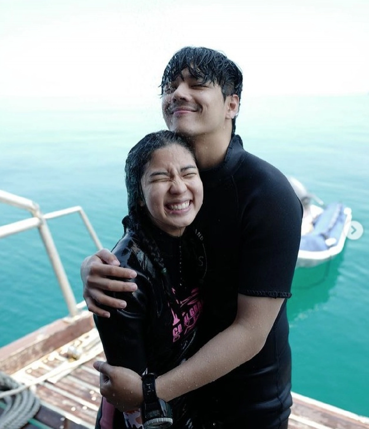 "นิกกี้ ณฉัตร"โต้กลับแทน "ก้อย"หลังเจอคอมเมนต์ตำหนิ ใส่แบรนด์ปลอม 